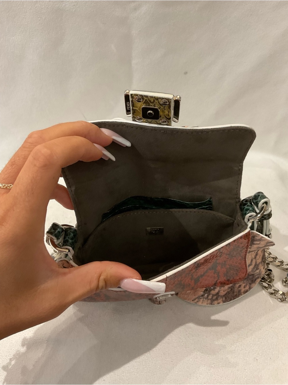 Fendi Bag - Picture 8 of 11